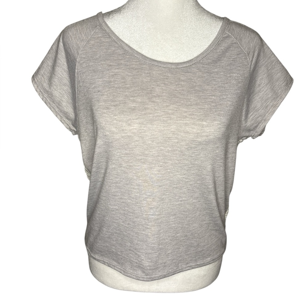 dELiA*s Light Gray Short Sleeve Top